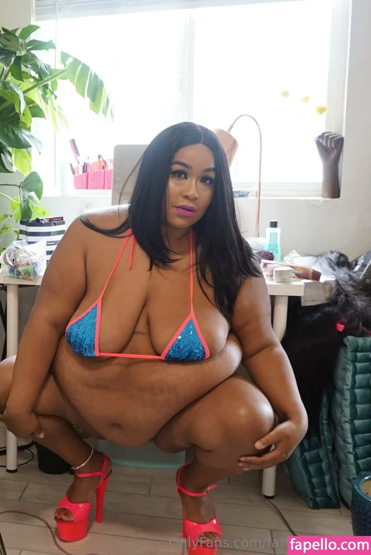 fatthousewifee Onlyfans Photo Gallery 