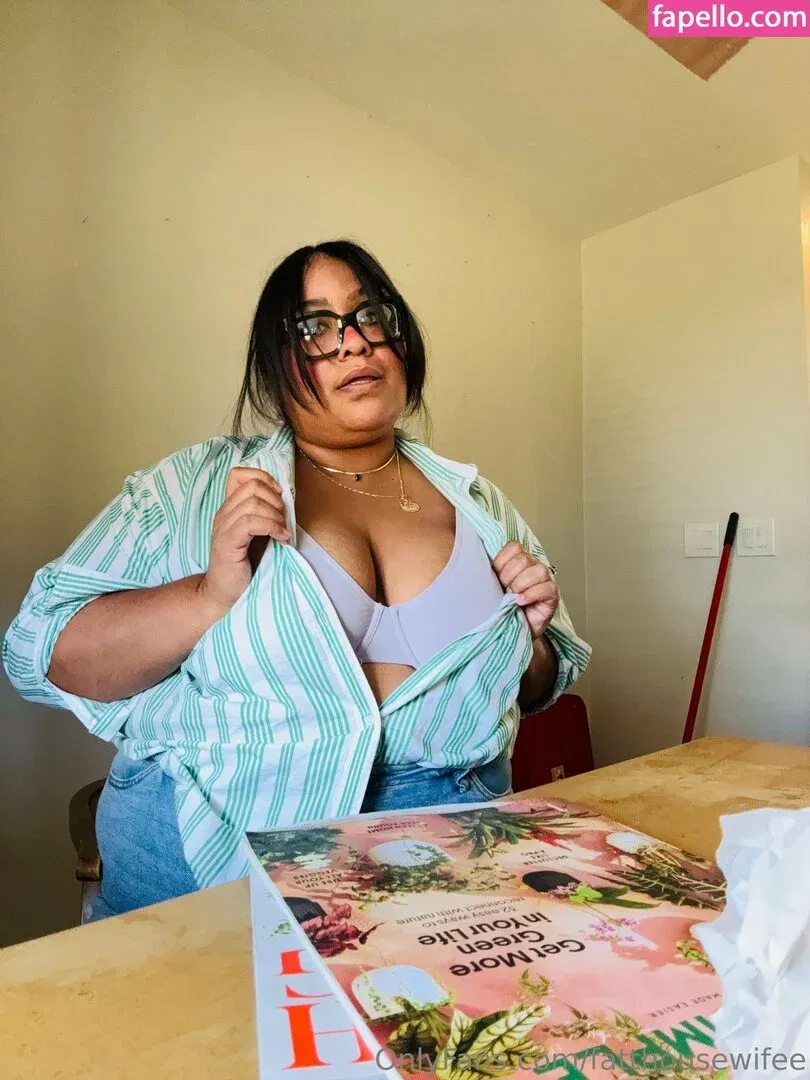 fatthousewifee Onlyfans Photo Gallery 