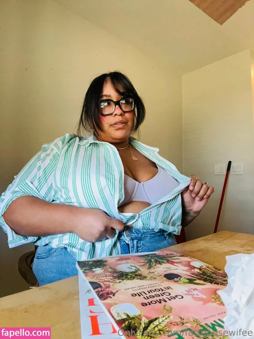 fatthousewifee Onlyfans Photo Gallery 