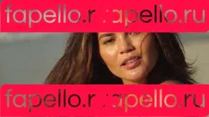 Chrissy Teigen / ChrissyTeigen Onlyfans Photo Gallery 