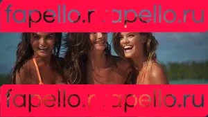 Chrissy Teigen / ChrissyTeigen Onlyfans Photo Gallery 