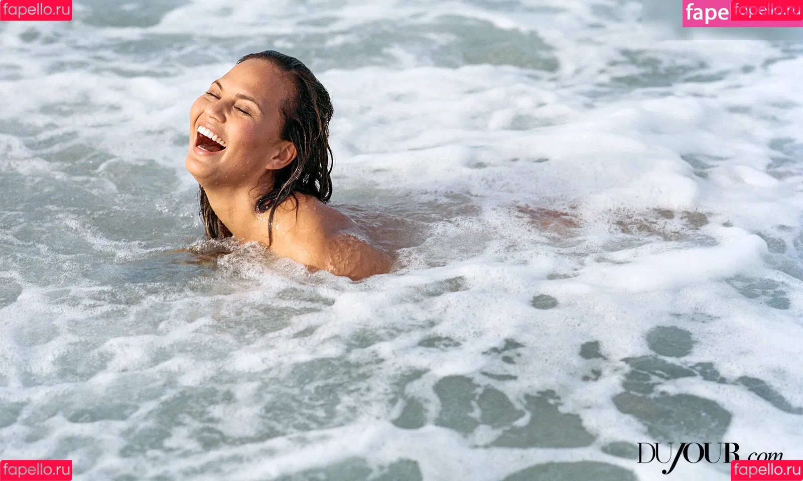 Chrissy Teigen / ChrissyTeigen Onlyfans Photo Gallery 