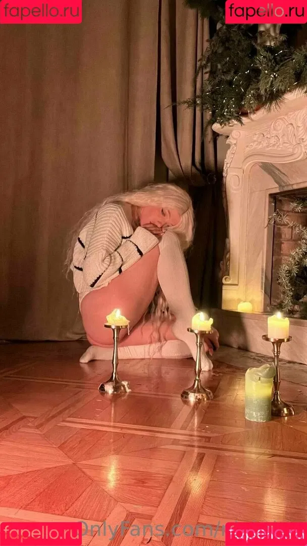 Nightlyy / elara_moonq / nightly Onlyfans Photo Gallery 