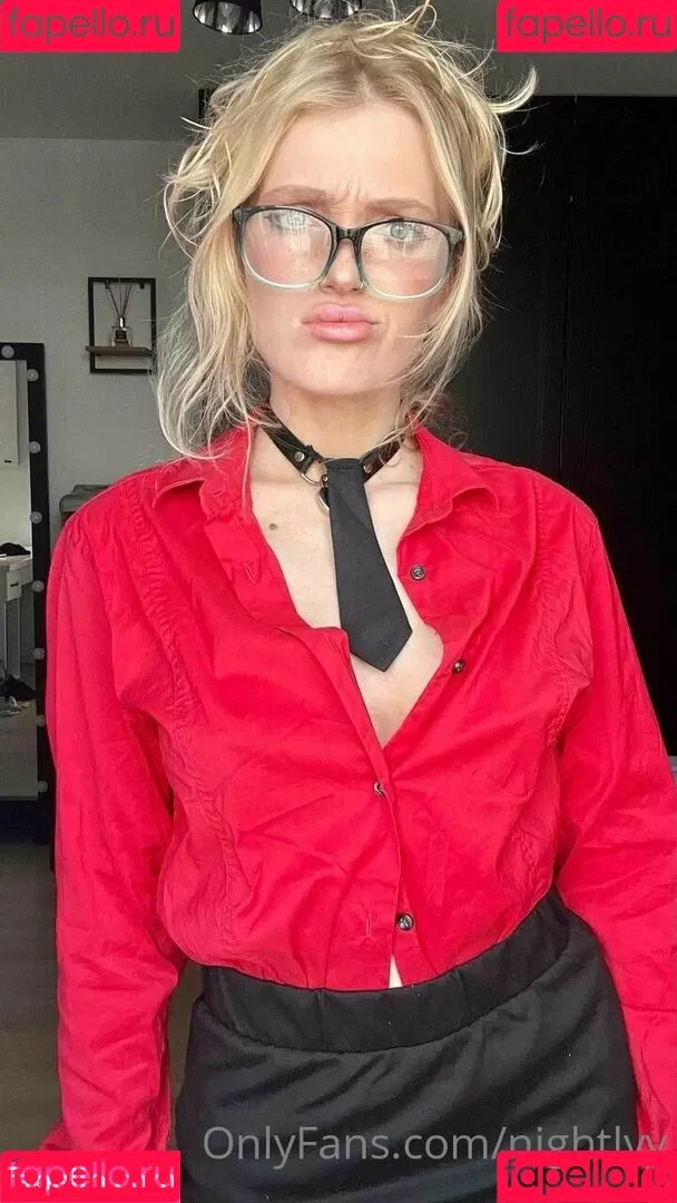 Nightlyy / elara_moonq / nightly Onlyfans Photo Gallery 