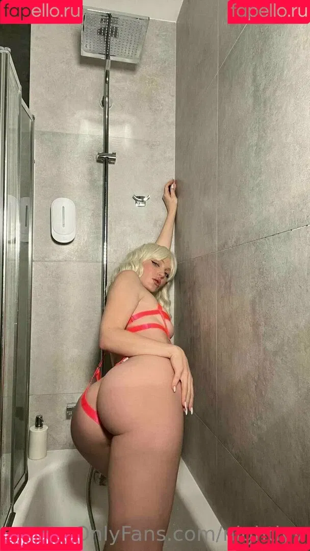 Nightlyy / elara_moonq / nightly Onlyfans Photo Gallery 