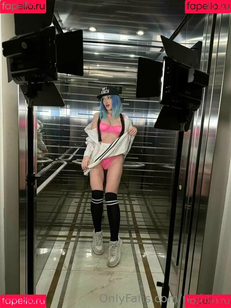 Nightlyy / elara_moonq / nightly Onlyfans Photo Gallery 