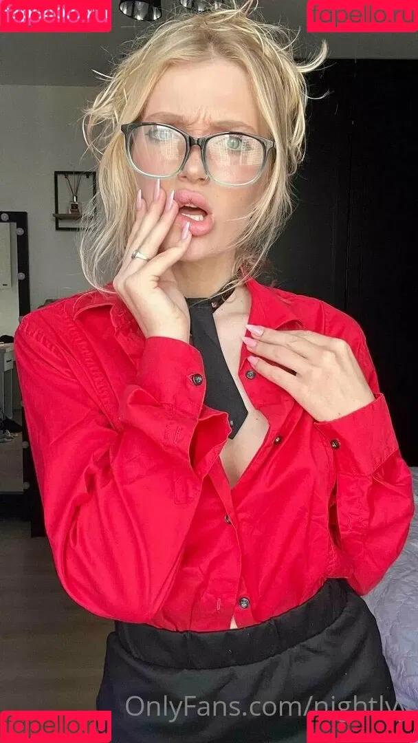 Nightlyy / elara_moonq / nightly Onlyfans Photo Gallery 