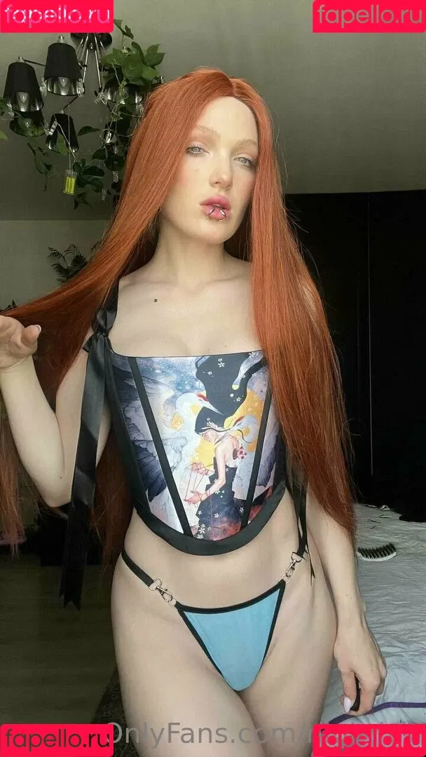 Nightlyy / elara_moonq / nightly Onlyfans Photo Gallery 