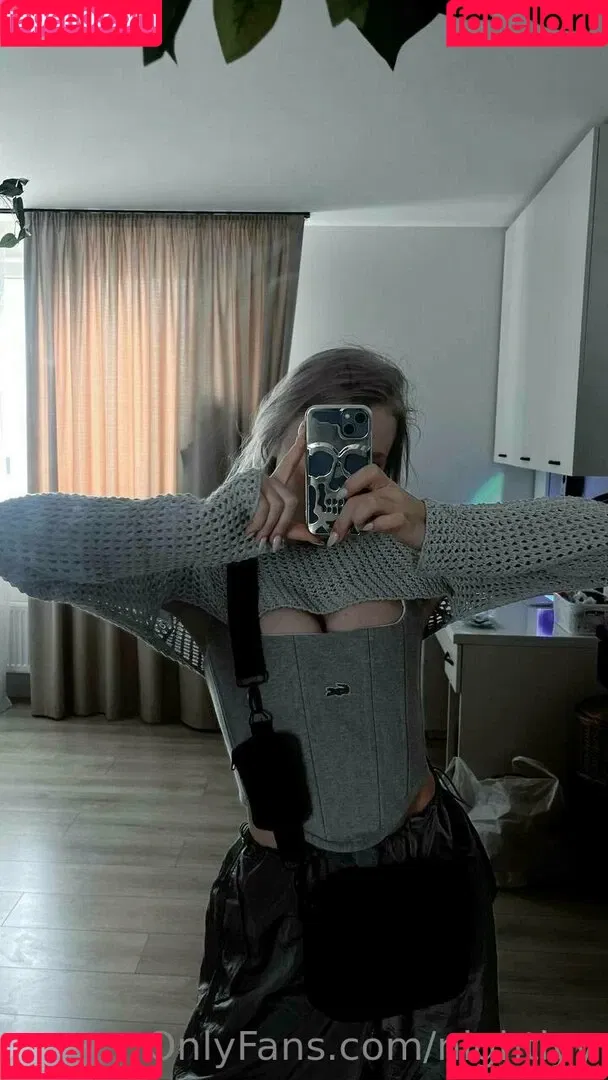 Nightlyy / elara_moonq / nightly Onlyfans Photo Gallery 