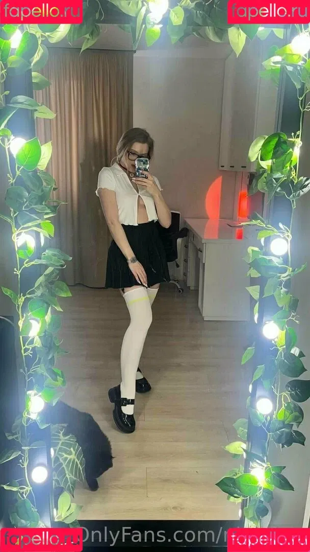 Nightlyy / elara_moonq / nightly Onlyfans Photo Gallery 