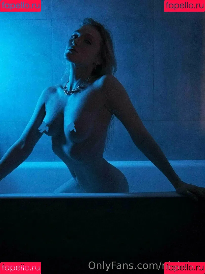 Nightlyy / elara_moonq / nightly Onlyfans Photo Gallery 