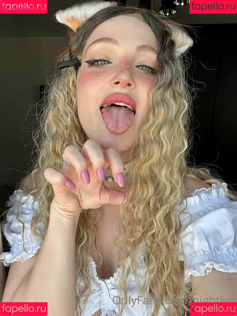 Nightlyy / elara_moonq / nightly Onlyfans Photo Gallery 