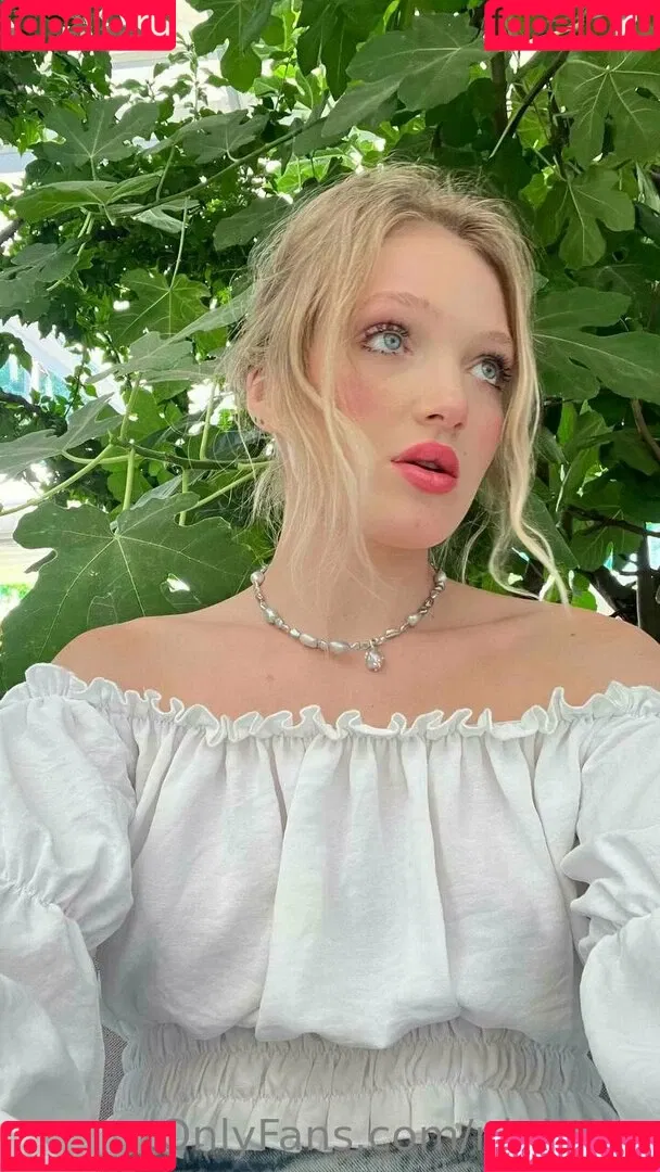 Nightlyy / elara_moonq / nightly Onlyfans Photo Gallery 