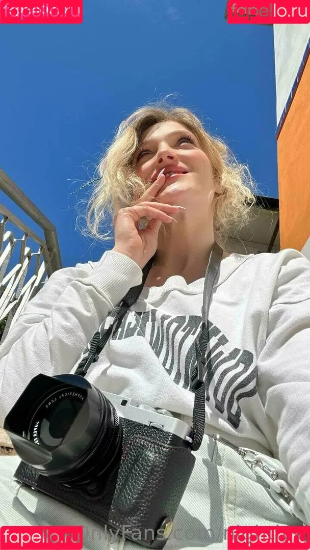 Nightlyy / elara_moonq / nightly Onlyfans Photo Gallery 