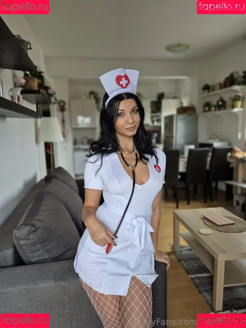 lola93free / lola_lapree Onlyfans Photo Gallery 