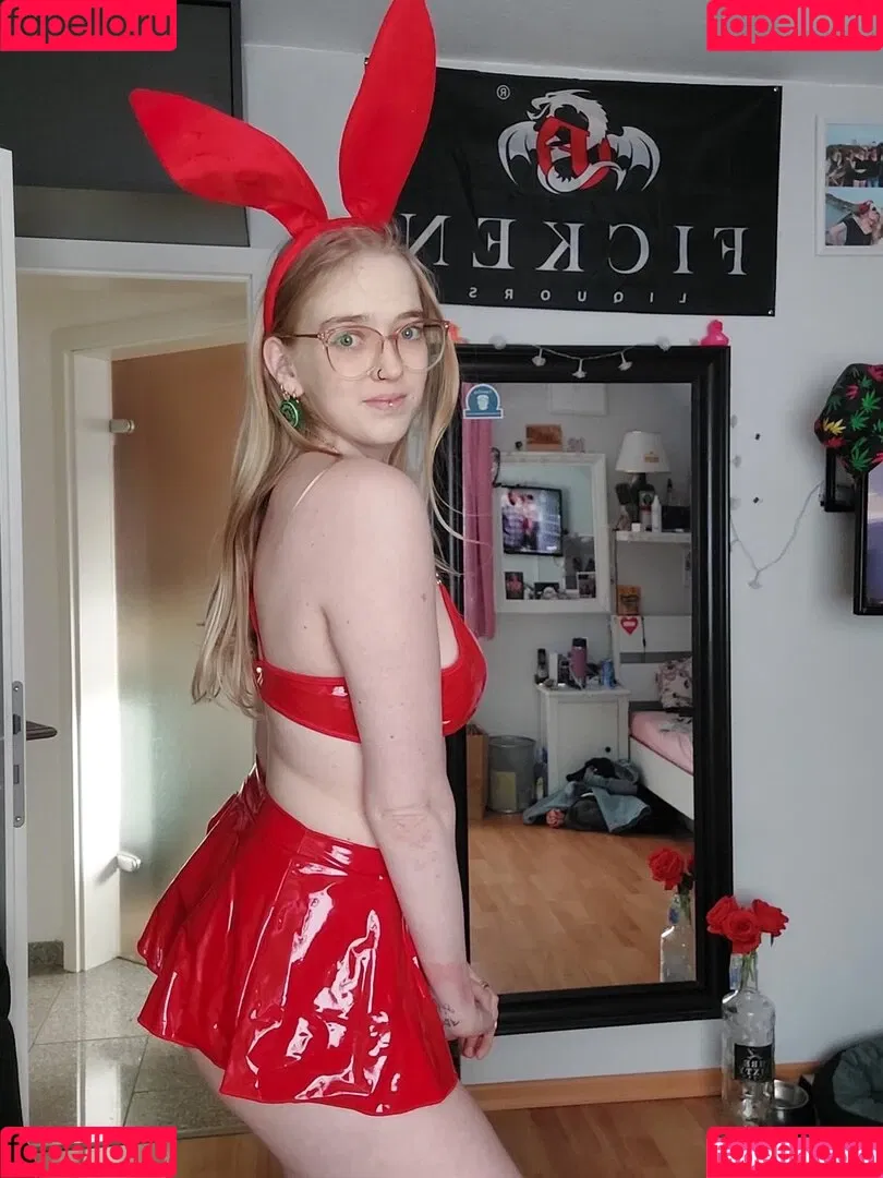 dorfblondie Onlyfans Photo Gallery 