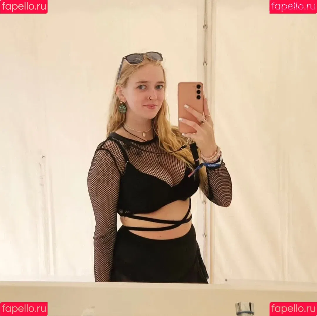 dorfblondie Onlyfans Photo Gallery 