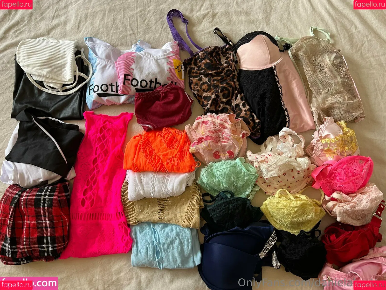 bratty.daniela / danielabratty Onlyfans Photo Gallery 