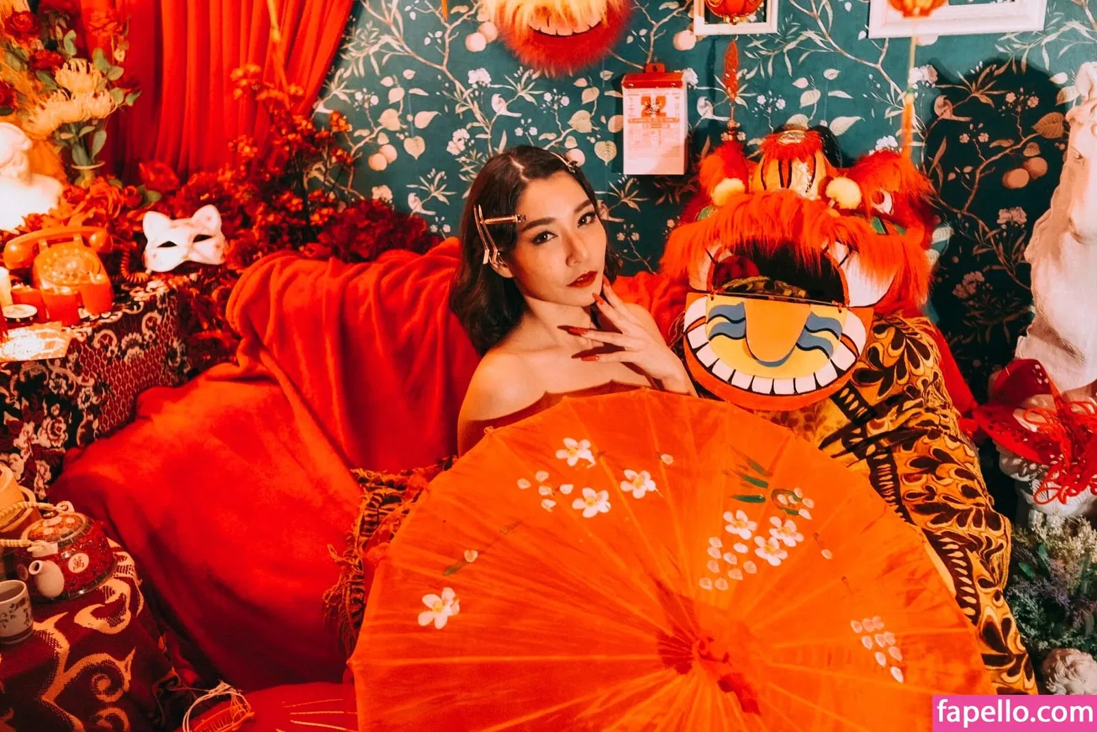 Jele Ramida / ava.r Onlyfans Photo Gallery 