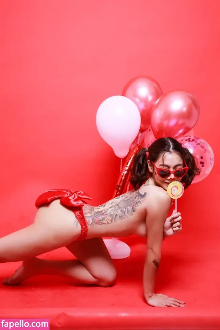 Jele Ramida / ava.r Onlyfans Photo Gallery 