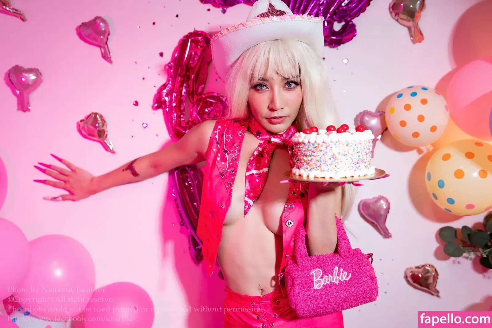 Jele Ramida / ava.r Onlyfans Photo Gallery 