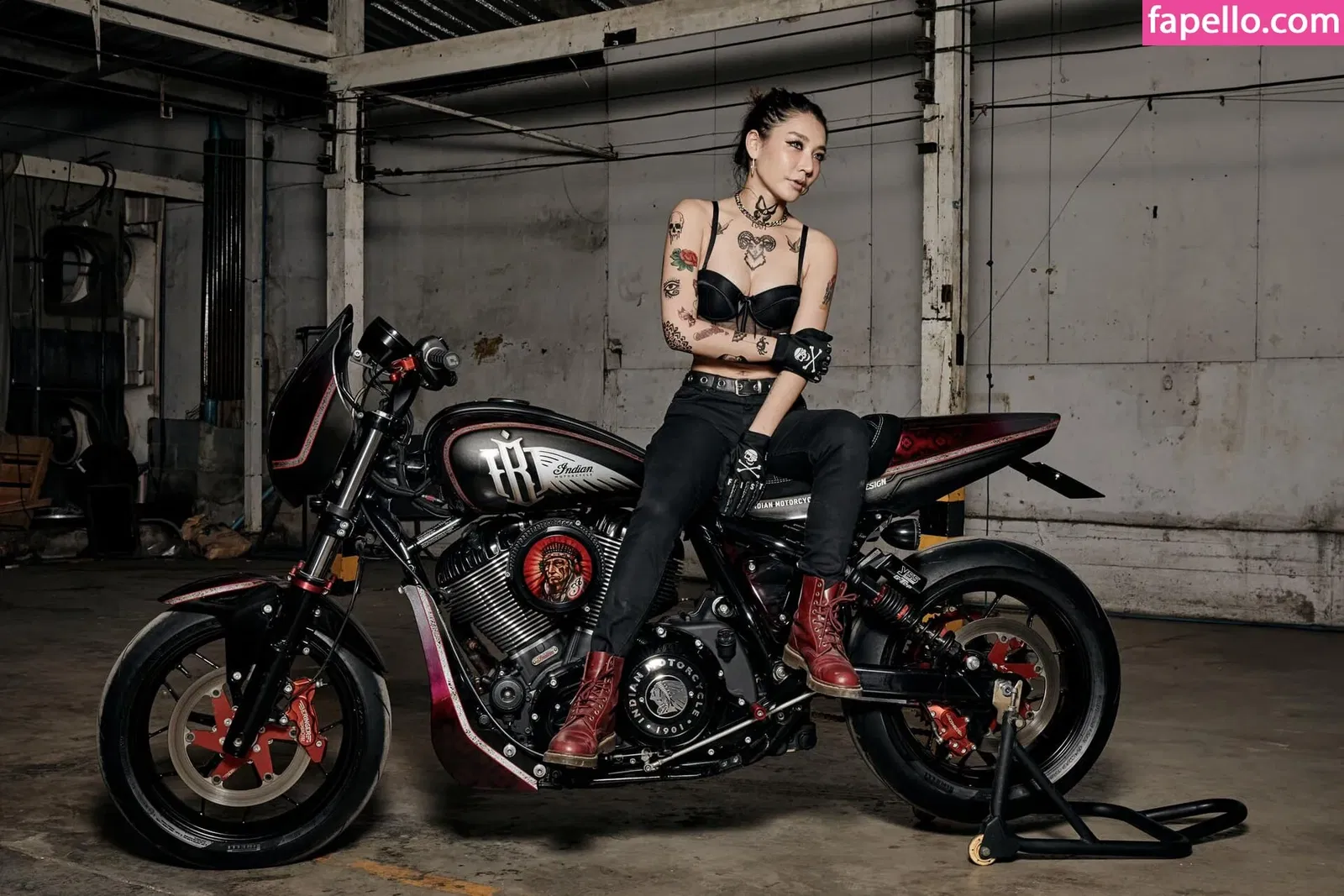 Jele Ramida / ava.r Onlyfans Photo Gallery 