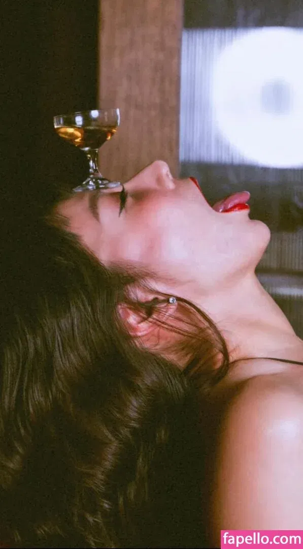 Jele Ramida / ava.r Onlyfans Photo Gallery 