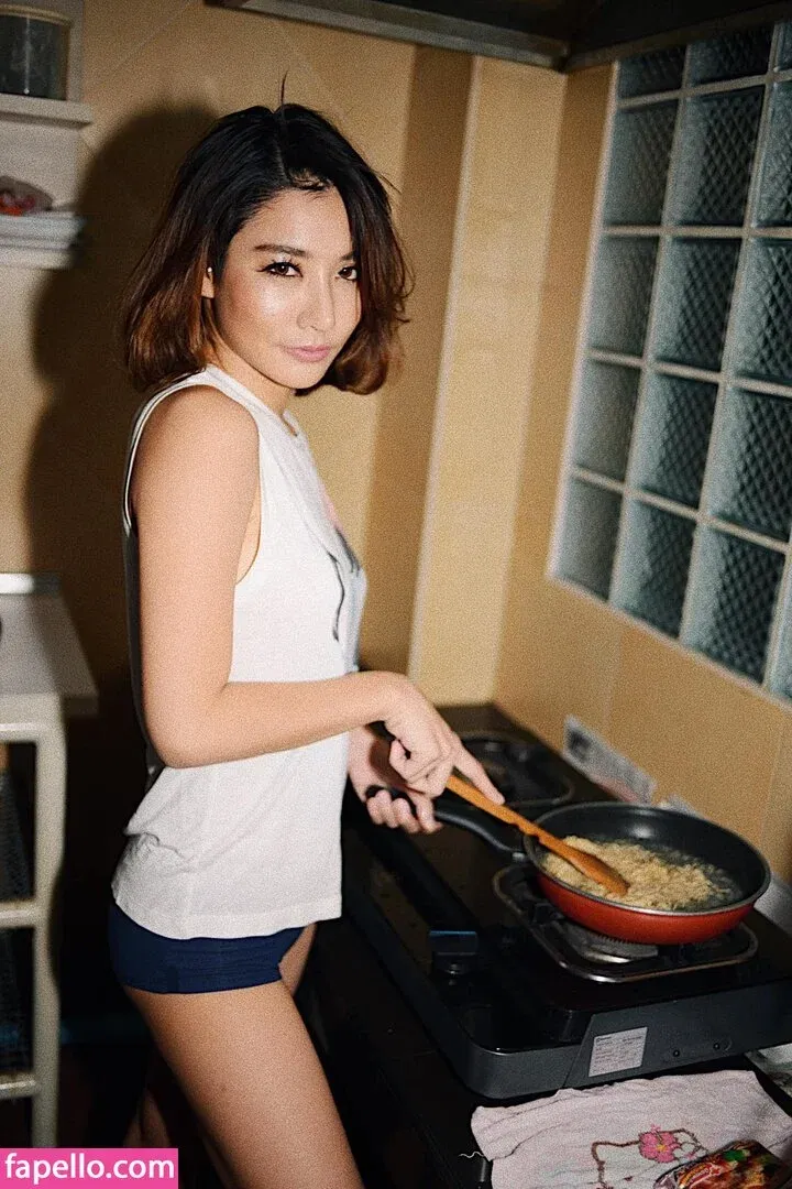 Jele Ramida / ava.r Onlyfans Photo Gallery 