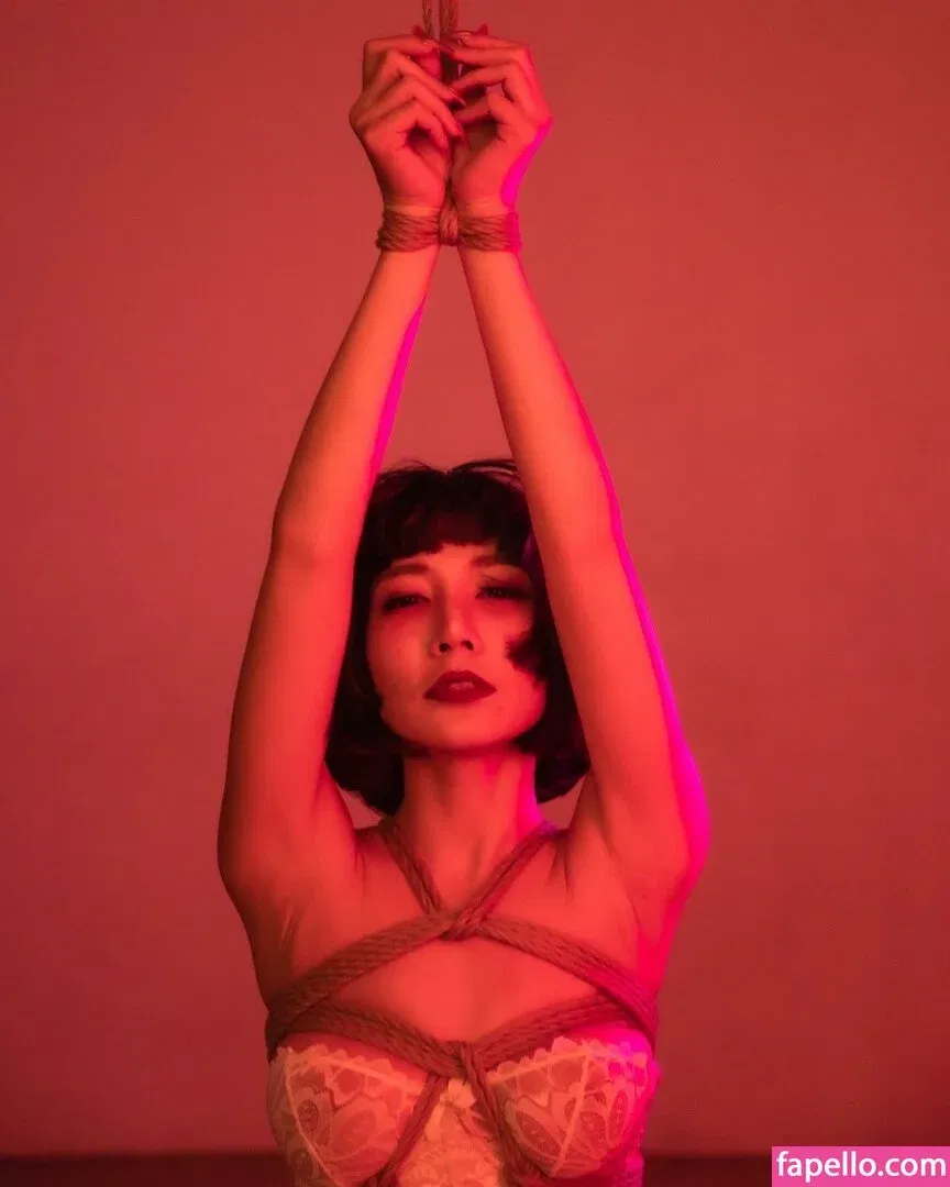 Jele Ramida / ava.r Onlyfans Photo Gallery 