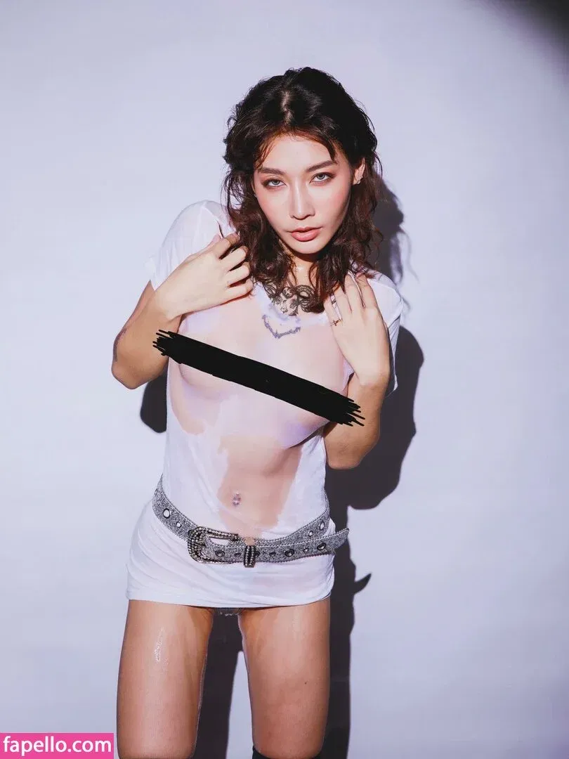 Jele Ramida / ava.r Onlyfans Photo Gallery 