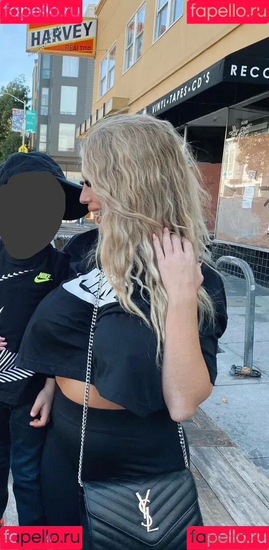 Jessica H / jessicaannhecox / u323120928 Onlyfans Photo Gallery 