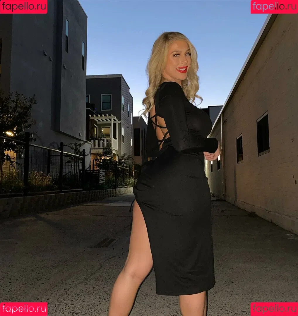 Jessica H / jessicaannhecox / u323120928 Onlyfans Photo Gallery 