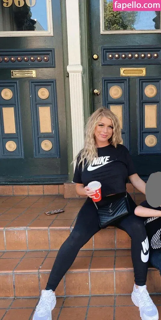 Jessica H / jessicaannhecox / u323120928 Onlyfans Photo Gallery 