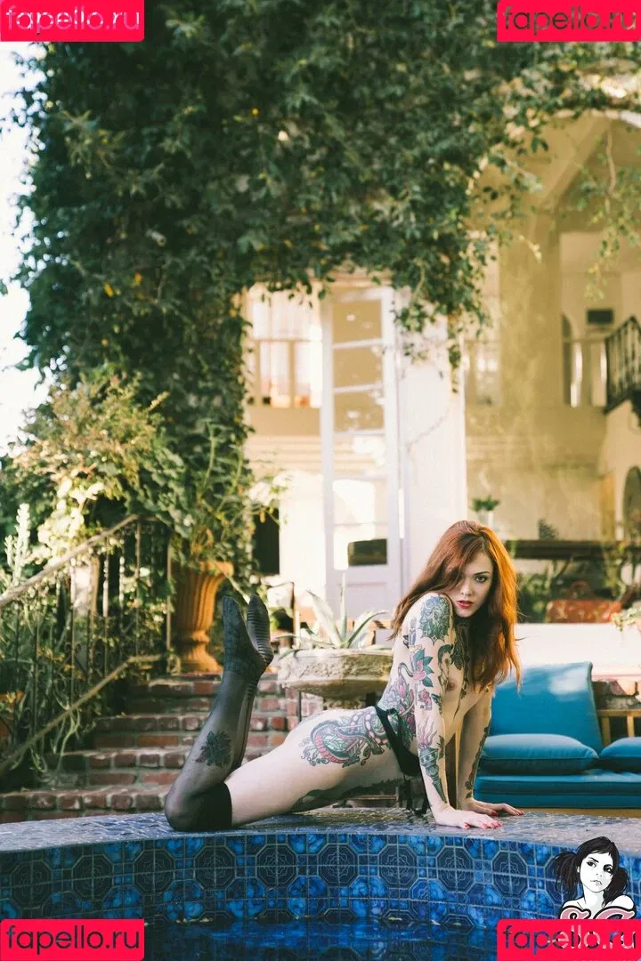 Maud Franklen / maudnoir / maudsuicide Onlyfans Photo Gallery 