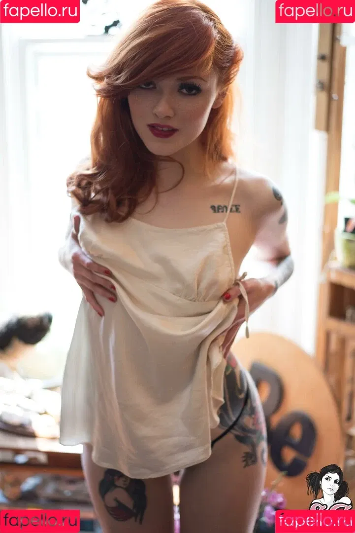 Maud Franklen / maudnoir / maudsuicide Onlyfans Photo Gallery 