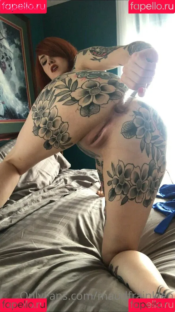 Maud Franklen / maudnoir / maudsuicide Onlyfans Photo Gallery 