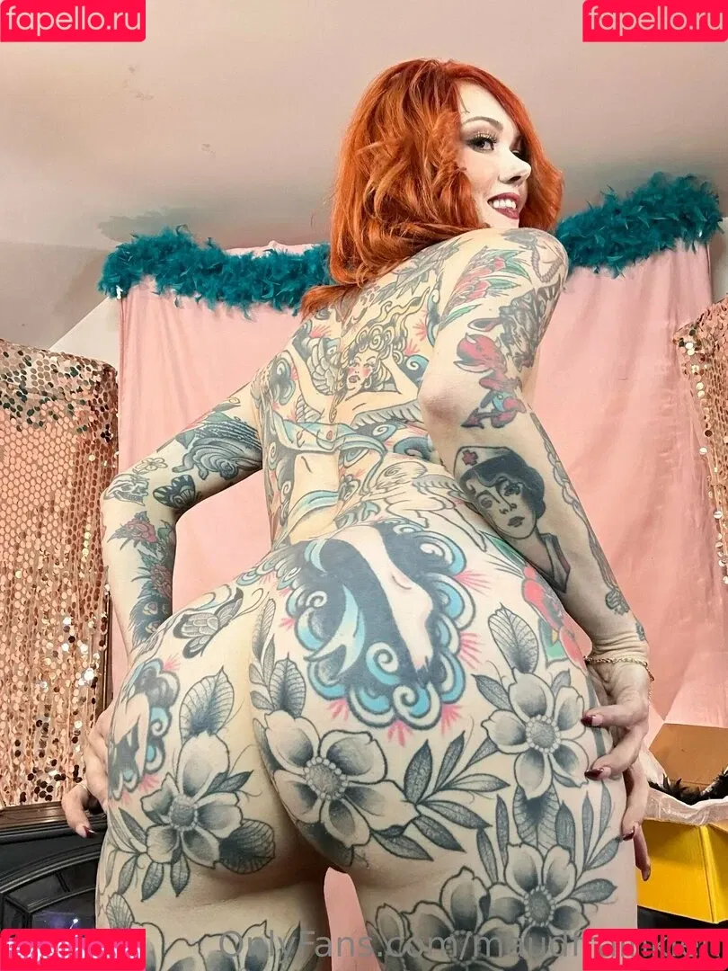 Maud Franklen / maudnoir / maudsuicide Onlyfans Photo Gallery 