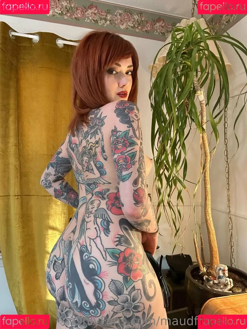 Maud Franklen / maudnoir / maudsuicide Onlyfans Photo Gallery 