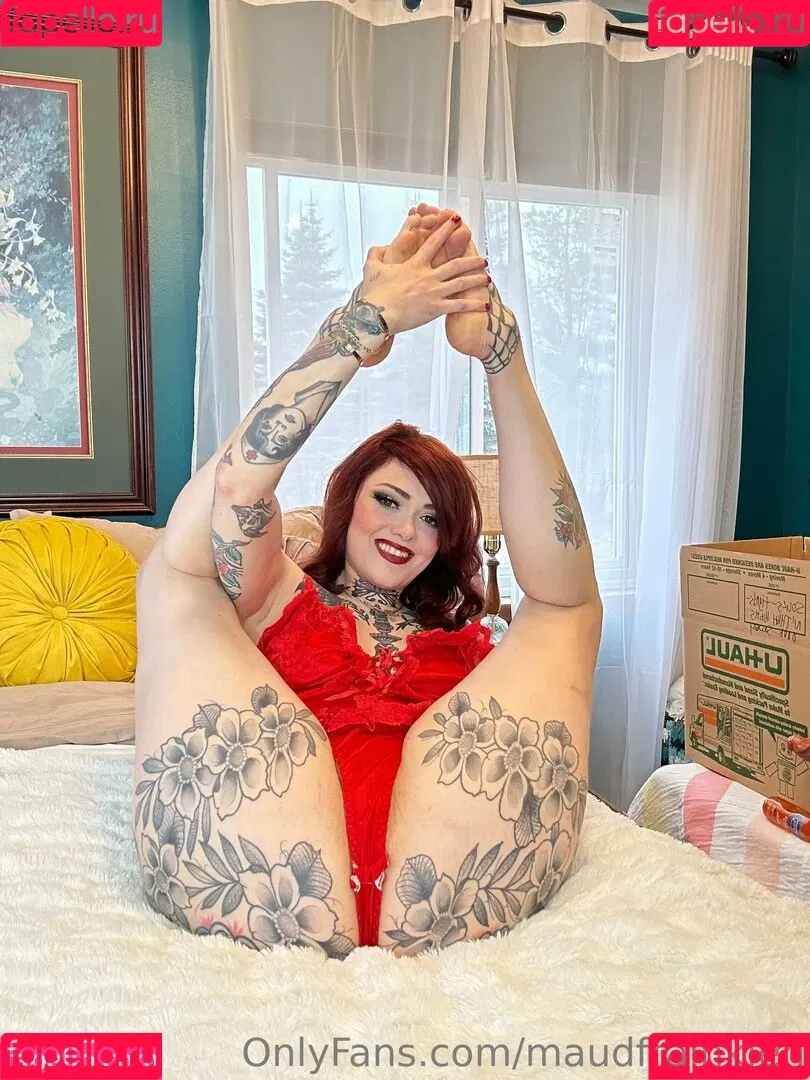 Maud Franklen / maudnoir / maudsuicide Onlyfans Photo Gallery 