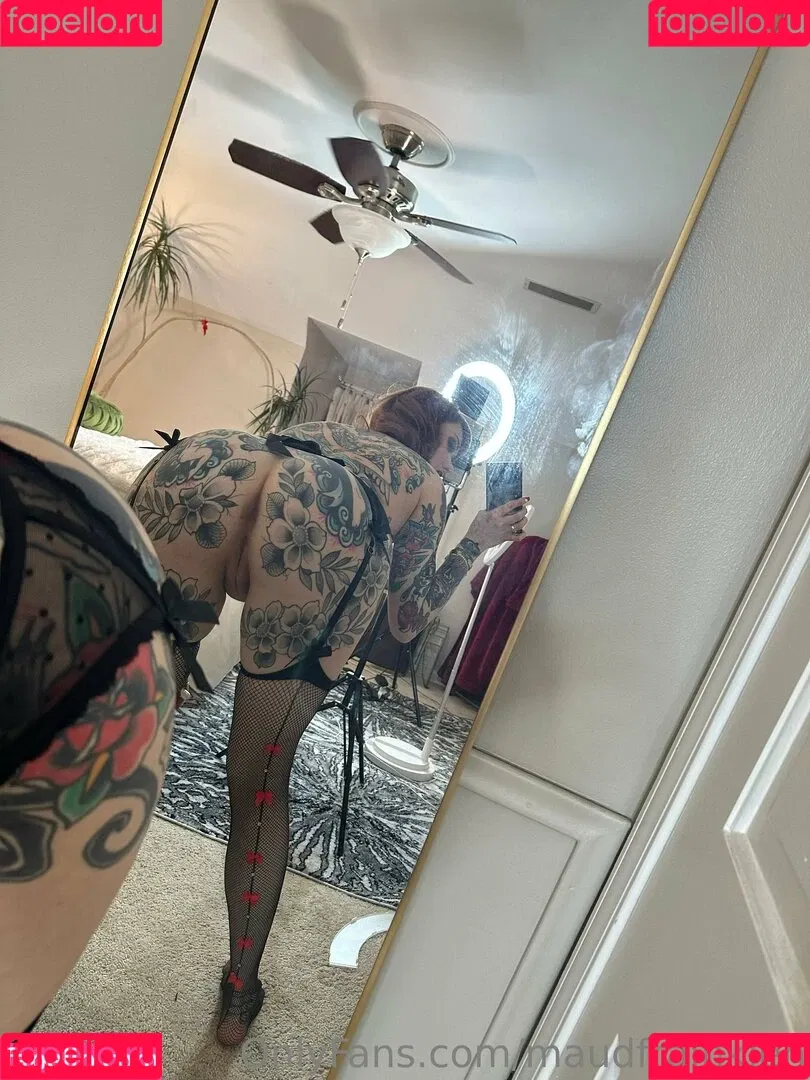 Maud Franklen / maudnoir / maudsuicide Onlyfans Photo Gallery 