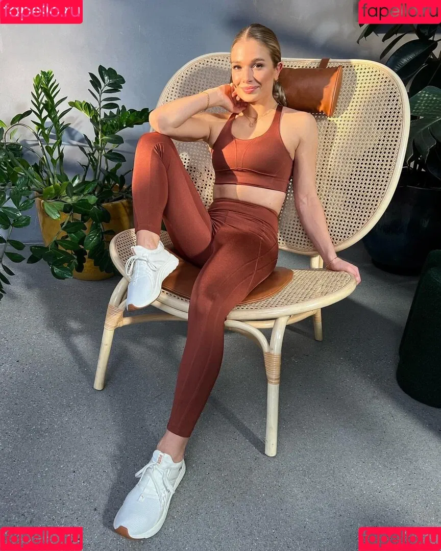 Lola Weippert / lolaweippert Onlyfans Photo Gallery 