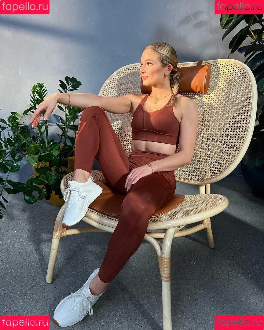 Lola Weippert / lolaweippert Onlyfans Photo Gallery 