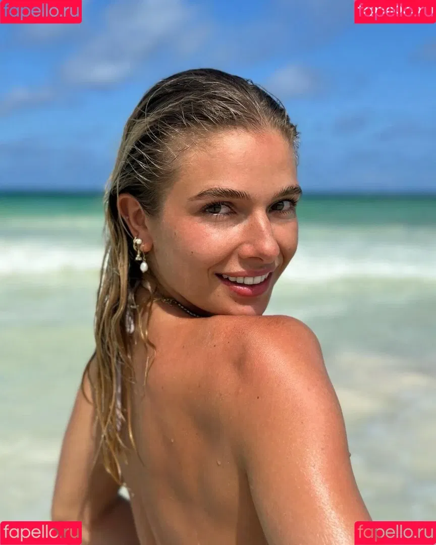 Lola Weippert / lolaweippert Onlyfans Photo Gallery 