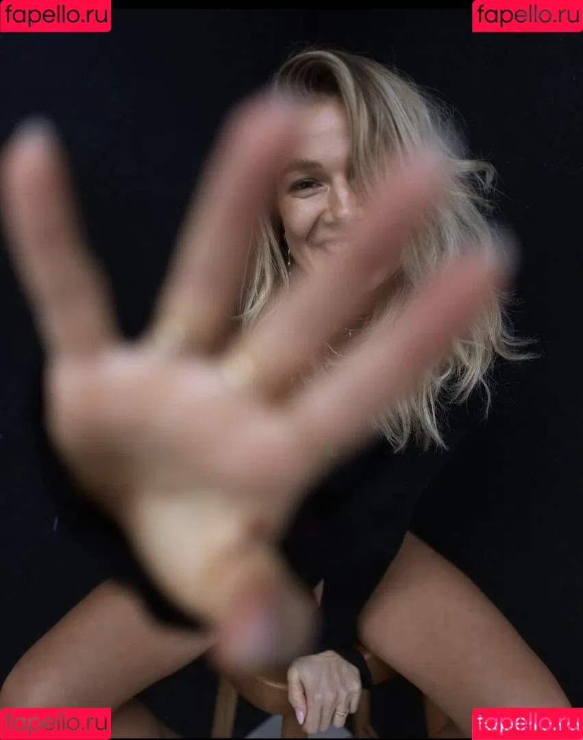 Lola Weippert / lolaweippert Onlyfans Photo Gallery 