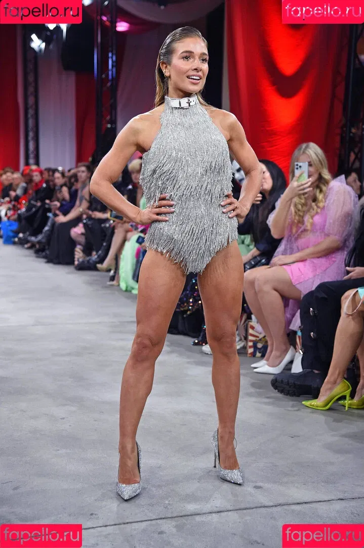 Lola Weippert / lolaweippert Onlyfans Photo Gallery 