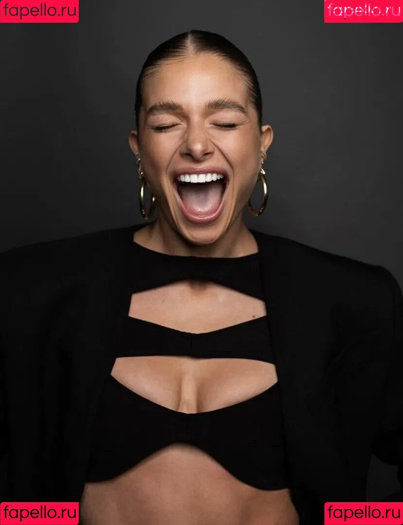 Lola Weippert / lolaweippert Onlyfans Photo Gallery 