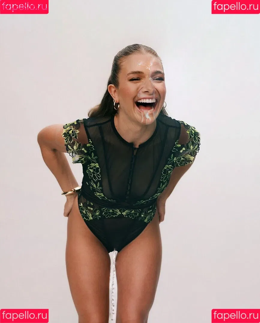 Lola Weippert / lolaweippert Onlyfans Photo Gallery 