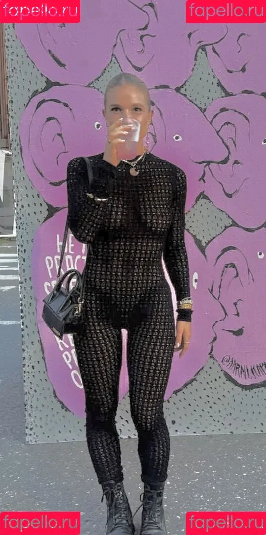 Lola Weippert / lolaweippert Onlyfans Photo Gallery 