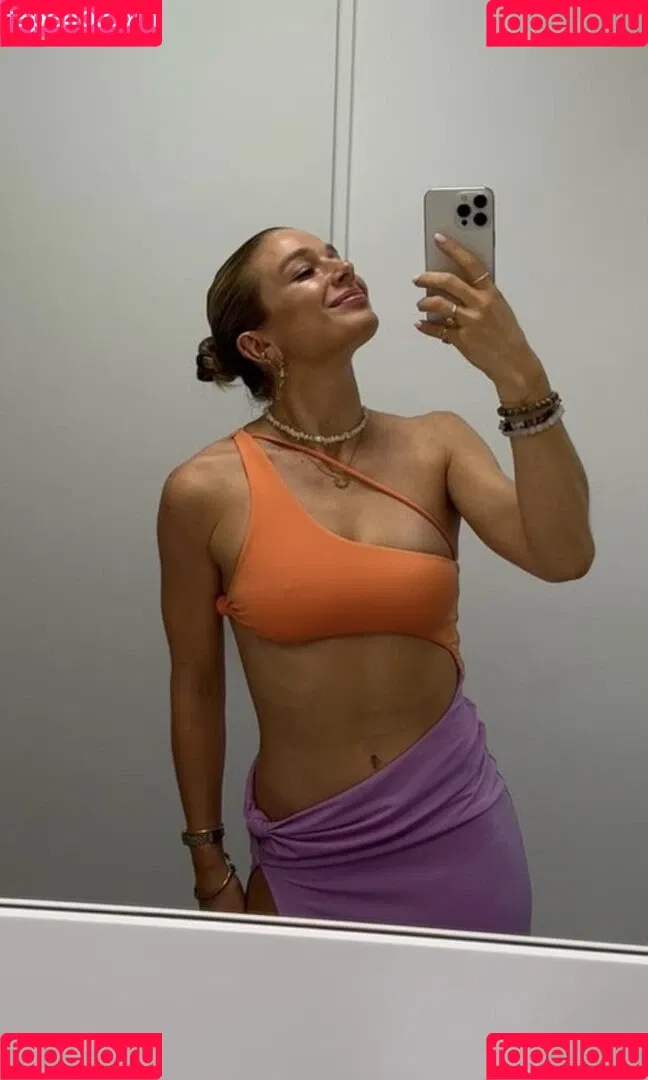 Lola Weippert / lolaweippert Onlyfans Photo Gallery 
