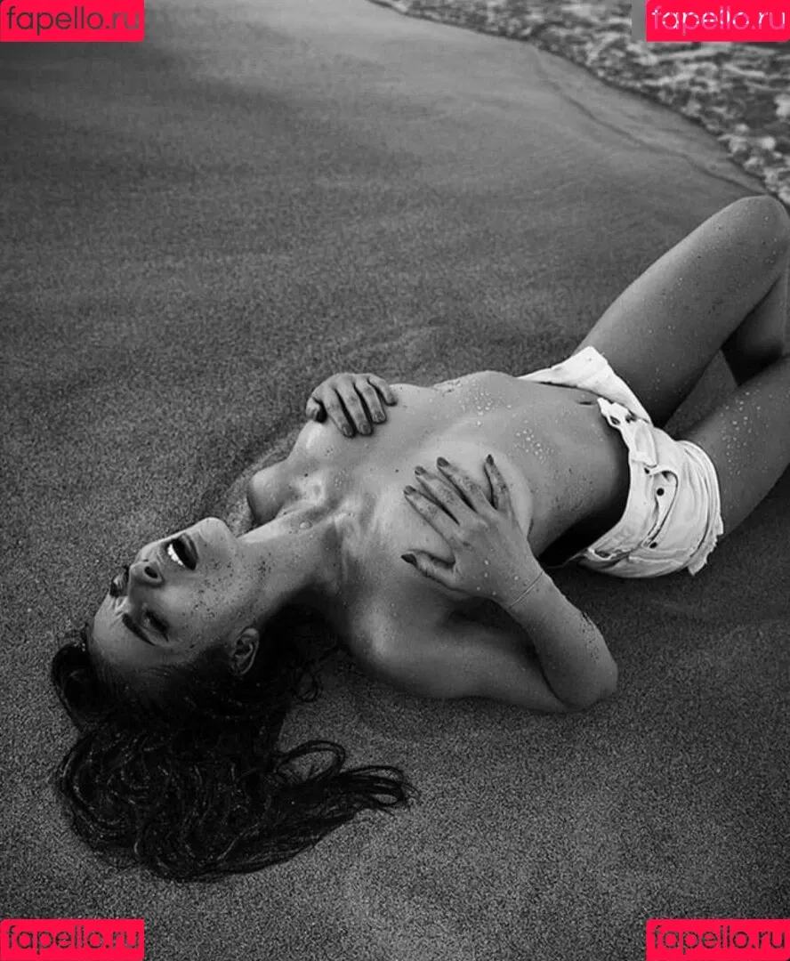 Lola Weippert / lolaweippert Onlyfans Photo Gallery 